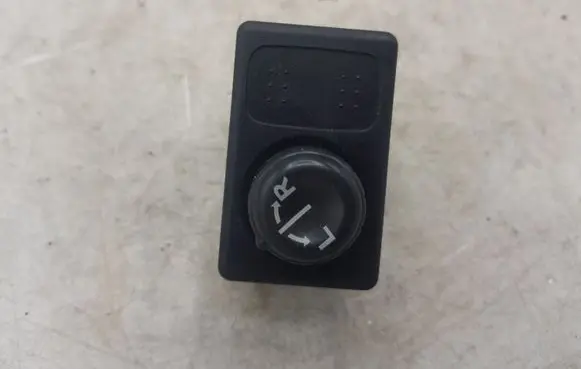 Nissan Primera Wing mirror switch NOCODE