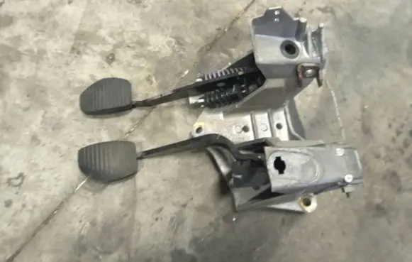 Peugeot 607 Brake pedal 9635499