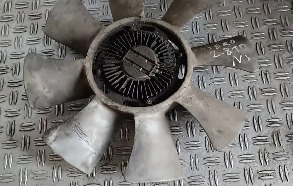 Mitsubishi Pajero Viscous fan clutch 
