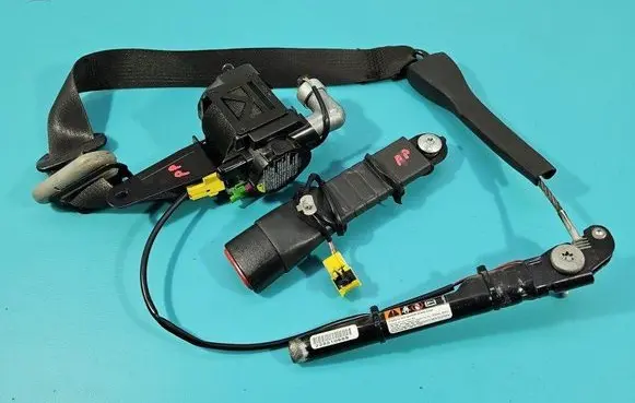 Chevrolet Captiva Front seatbelt IMPRK1504358