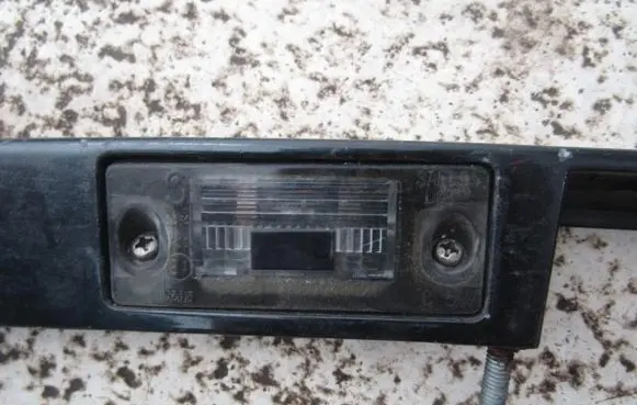 Audi A3 S3 8L Number plate light 8d9943021