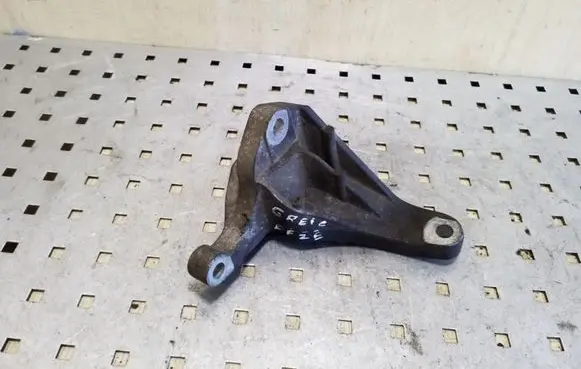 Mazda 3 II Gearbox mounting bracket