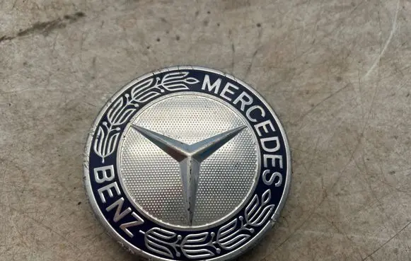 Mercedes-Benz B W246 W242 Original wheel cap A1714000125