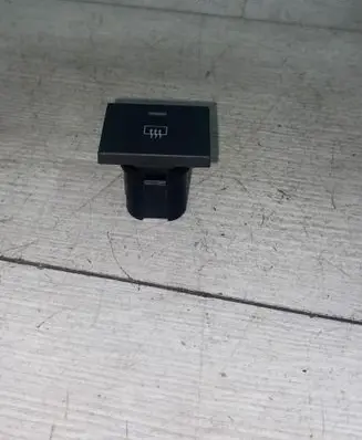 Ford Focus C-MAX Windscreen/window heater switch 1BC621AD 3M5T