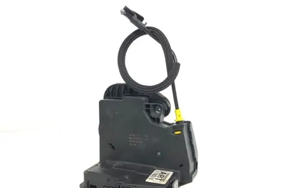 Opel Astra K Rear door lock 915-C3039072-18S