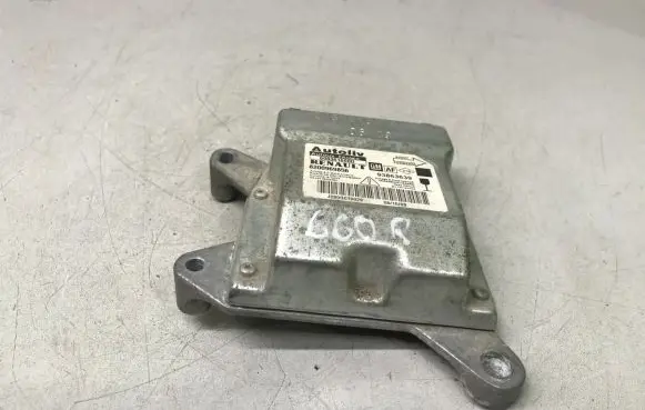 Opel Vivaro Airbag control unit/module 8200969856 608361600D 93863639