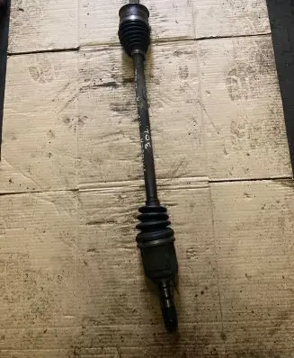 Subaru B9 Tribeca Front driveshaft