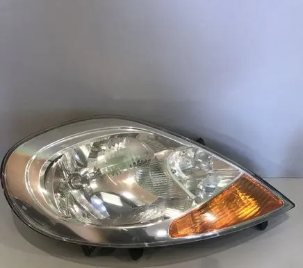 Renault Trafic II (X83) Headlight/headlamp 8200701361