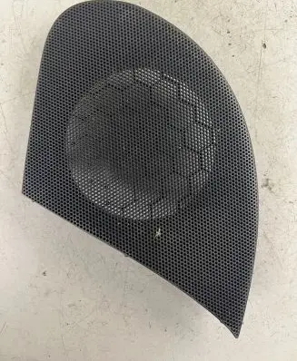 Toyota Yaris Side speaker trim/cover 554720D020