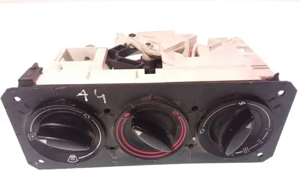 Audi A4 S4 B5 8D Climate control unit 893959511