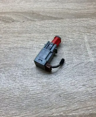 Opel Zafira A Brake pedal sensor switch 09185907