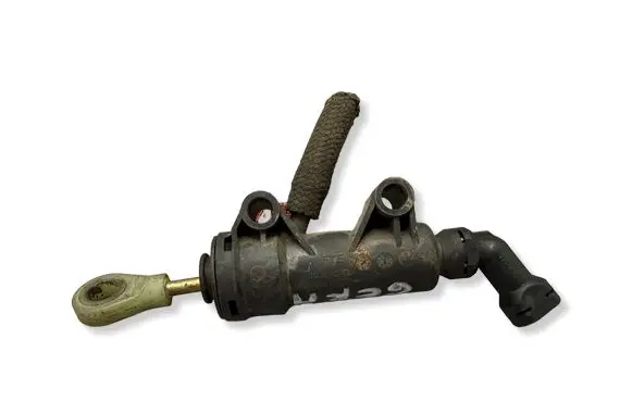 BMW 5 E60 E61 Clutch master cylinder 6762081