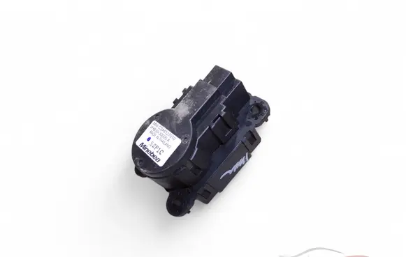 Mitsubishi ASX Air flap motor/actuator CSA512T010