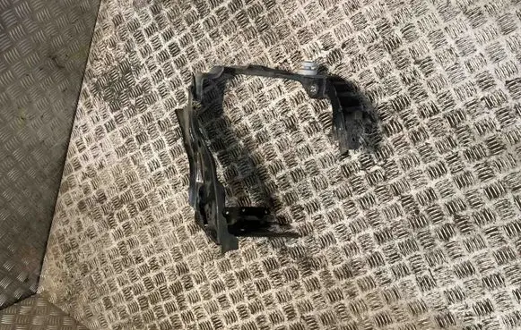 Mercedes-Benz E W211 Headlight/headlamp mounting bracket A2116200316 2116200718