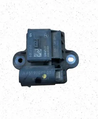 Mercedes-Benz C W205 Glow plug pre-heat relay A6519000900 11075011781