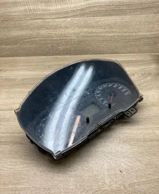 Speedometer (instrument cluster)