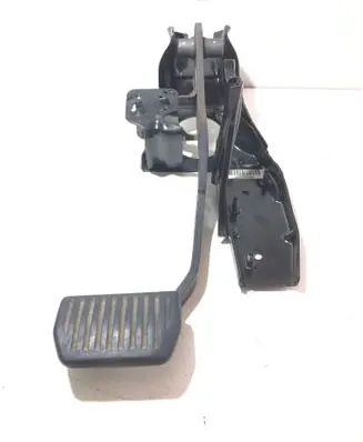 Volvo XC70 Brake pedal 31202467