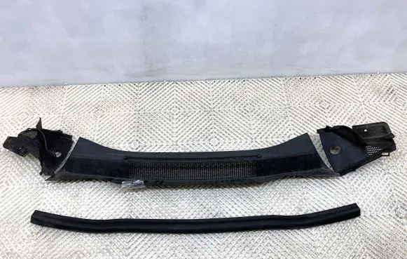 Opel Zafira B Wiper trim 13142034