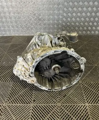 Mercedes-Benz A W176 Manual 6 speed gearbox A1762610101 711645