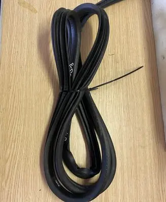 Ford Kuga I Front door rubber seal