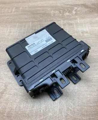 Volkswagen PASSAT B5 Engine control unit/module ECU 01N927733BQ 5WK33213