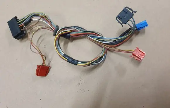 Volkswagen Golf III Panel wiring 191972722B 357971971C