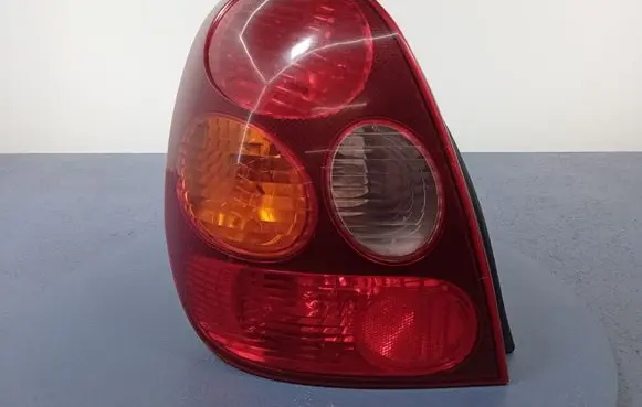 Toyota Corolla E110 Rear/tail lights 220-76587L