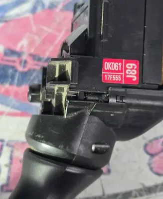 Toyota Hilux (AN10, AN20, AN30) Wiper control stalk 0k06117f555