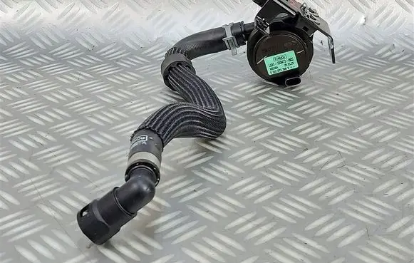 Ford Kuga III Water pump LX6118D473HCC