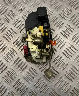 Chrysler Voyager Front door lock