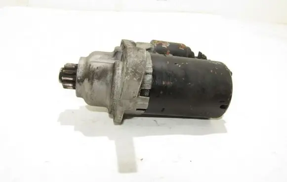 Volkswagen Touran I Starter motor