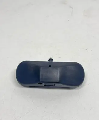 Volkswagen Golf Plus Windshield washer spray nozzle 5M0955986
