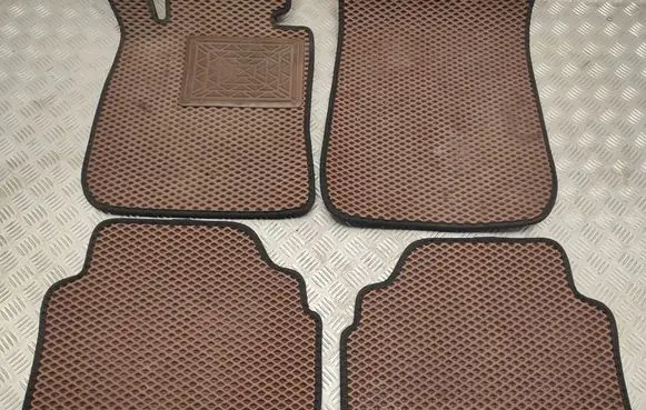 BMW 3 E92 E93 Car floor mat set 51477265516 51477316600 51476960346
