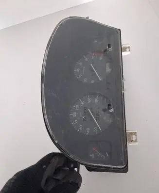 Citroen Berlingo Speedometer (instrument cluster) 9621227580