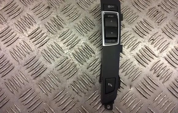 BMW 5 F10 F11 Parking (PDC) sensor switch 9202951