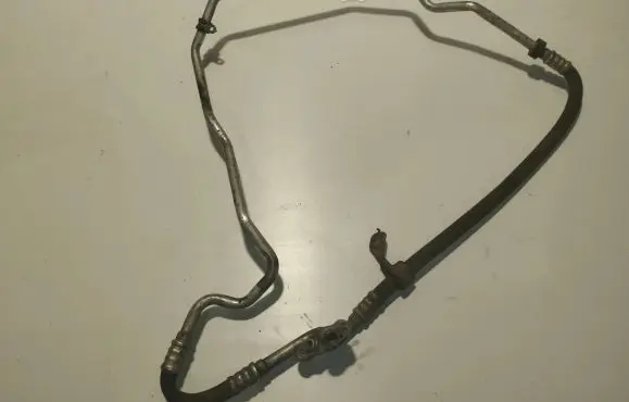 Ford Fiesta Air conditioning (A/C) pipe/hose