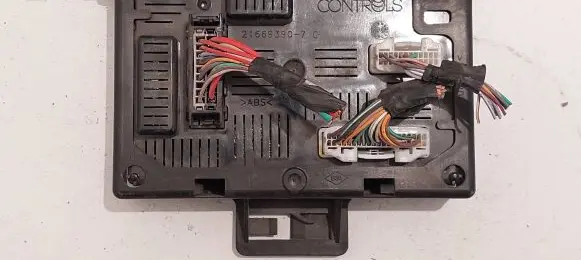 Renault Modus Fuse module 8200528486 8200219986 216693907