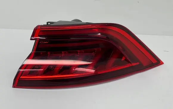 Audi Q8 Rear/tail lights 4M8945070A 90139138