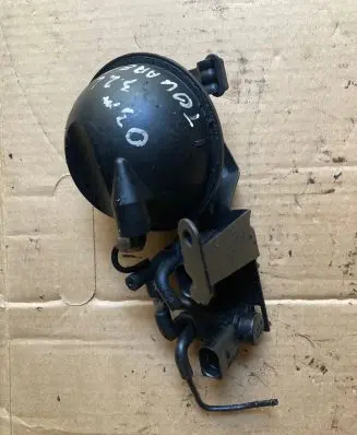 Volkswagen Touareg I Vacuum air tank 7M0129808 97VW9J442AA SZ02AD