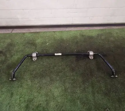 BMW 4 F32 F33 Front anti-roll bar/sway bar 6869290