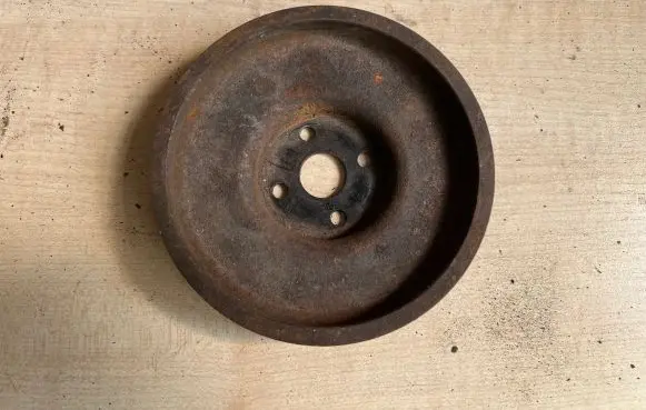 Mazda 323 Water pump pulley 