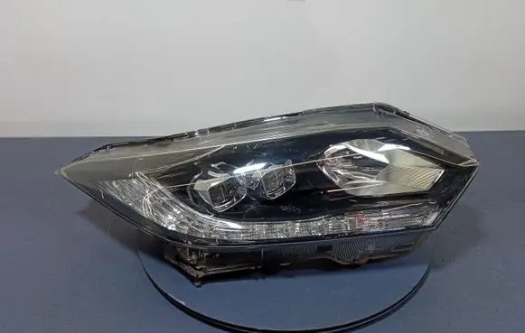 Honda HR-V Headlight/headlamp