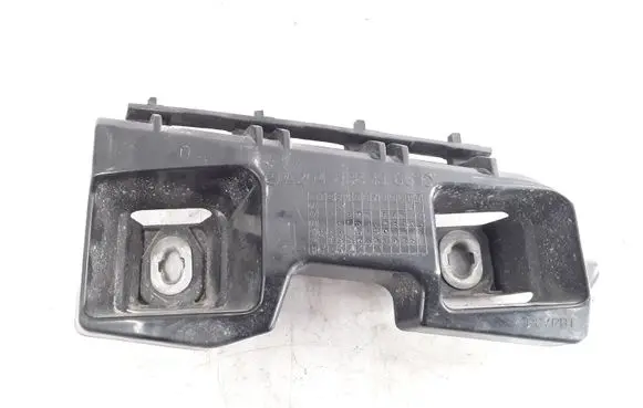 Mercedes-Benz C W204 Bumper support mounting bracket corner 2048851365