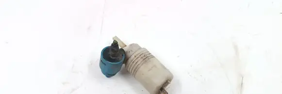 Volkswagen Golf II Windscreen/windshield washer pump 333955651