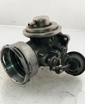 Audi A3 S3 8L EGR valve 038131501AA 338215108
