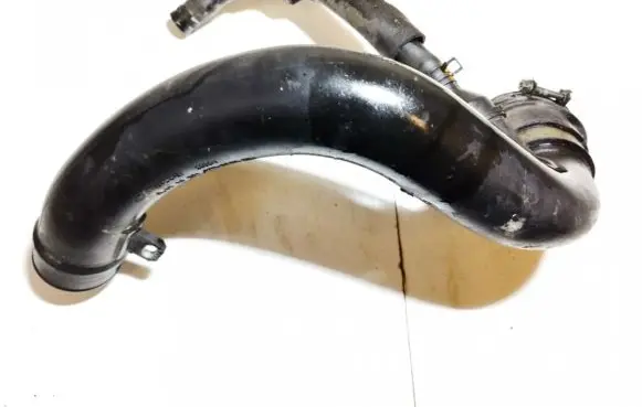 Mazda CX-7 Air intake hose/pipe r2ax13231 k3804