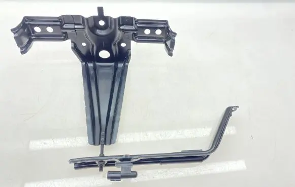Toyota Prius+ (ZVW40) Battery bracket 