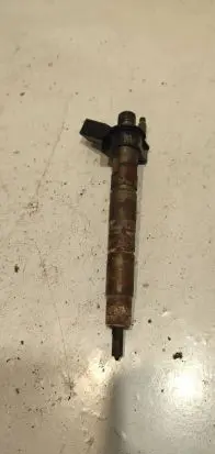 BMW X1 E84 Fuel injector 7805428 780542802