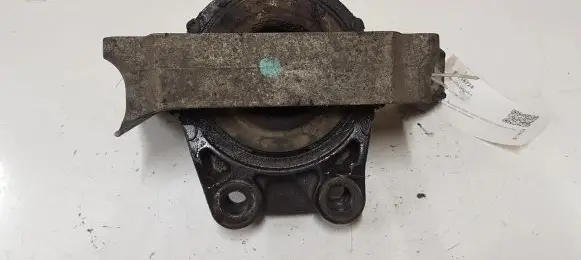 Volvo V50 Engine mount bracket 3M516F012