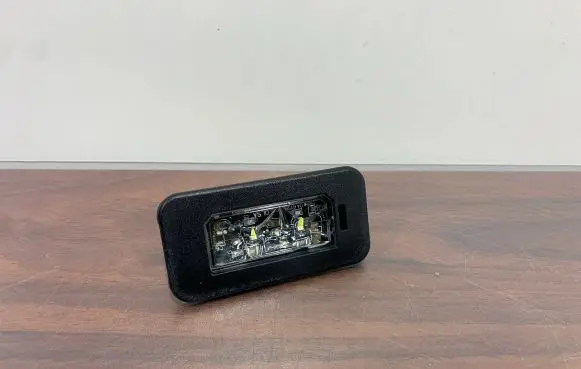 Alfa Romeo Stelvio Number plate light